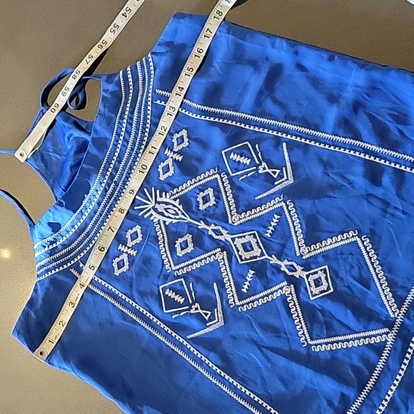 Maurices Tank - Picture 5 of 5